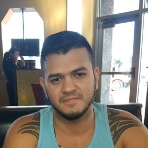 Meet your Posher, Adriel